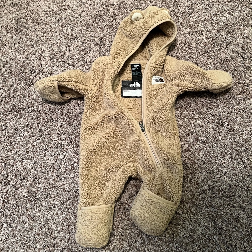 0-3 months North face teddy bear cold weather suit for infant
